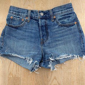 Levi's Wedgie Fit Denim Shorts Size 25